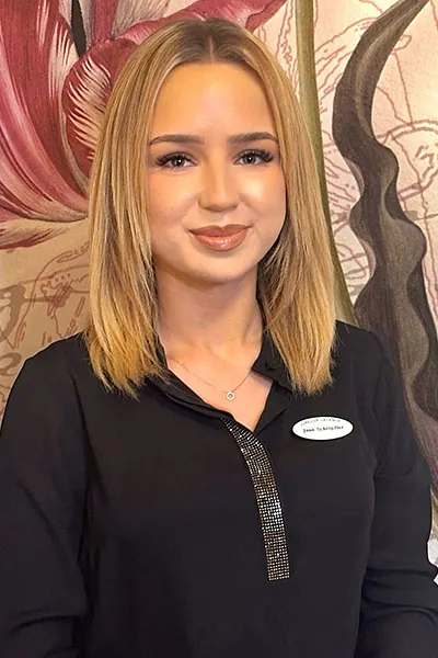 JANA SCHRÖPFLER von der Juwelier Lackner GmbH